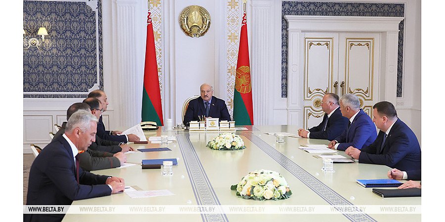 Производство ракет - в центре внимания Александра Лукашенко. Президент требует определиться с развитием отрасли