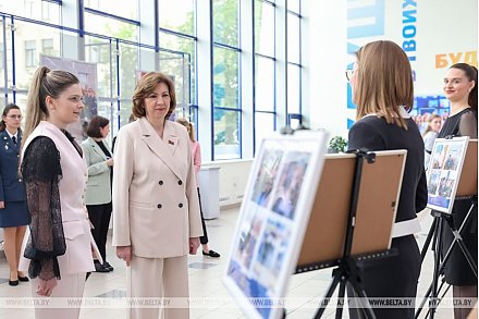Представители Молодежного совета Вороновщины приняли участие в открытом диалоге с Председателем Совета Республики Национального собрания Республики Беларусь Натальей Кочановой