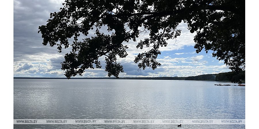 Вода в озерах и реках Беларуси прогрелась до +23°С