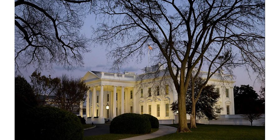 В Белом доме заявили, что США больше не будут бездумно выписывать чеки Киеву