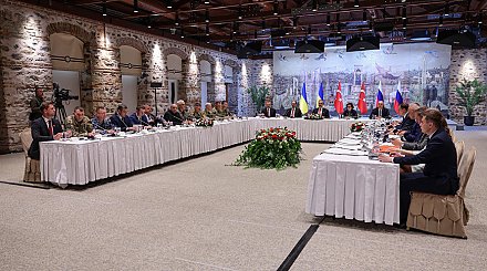 Первые с 2022 года переговоры РФ и Украины стартовали в Стамбуле. Как развивается ситуация?