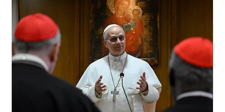 Папа Римский в рождественском обращении призвал к общности и пожелал завершения всех конфликтов