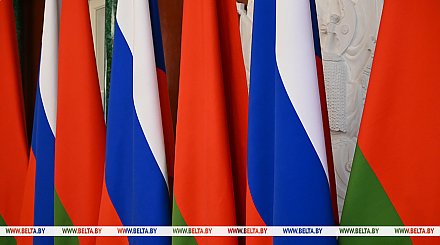 Александр Лукашенко направился с рабочим визитом в Волгоград