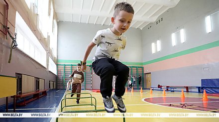 Какие мероприятия члены профсоюзов организуют для детей в лагерях