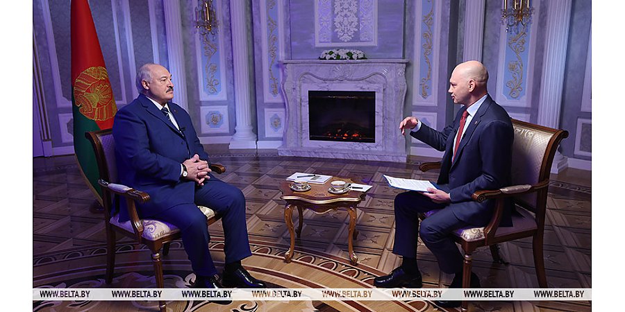Александр Лукашенко дал интервью межгосударственной телерадиокомпании "Мир"
