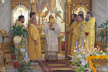 Экспедиция «Дорога к святыням» финишировала в Лиде во время Дня белорусской письменности