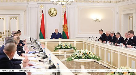 "Золото буквально под ногами". Александр Лукашенко актуализировал задачи по обращению с отходами