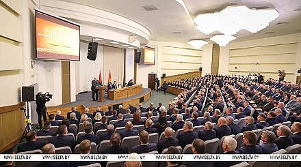 Александр Лукашенко о Витебской области: нужен внятный план реального возрождения региона