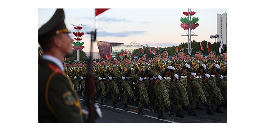 Белорусские военнослужащие приступили к подготовке военного парада, посвященного празднованию Дня Независимости Республики Беларусь