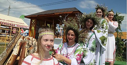 Ярко, вкусно и с национальным колоритом "Купалье" в Александрии встречает гостей