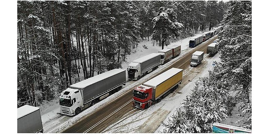 2520 единиц грузового транспорта ожидают въезда в ЕС