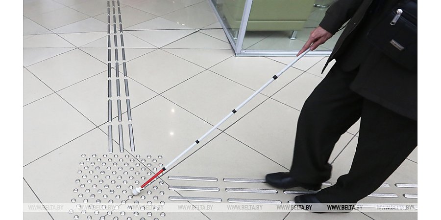 В Беларуси с 15 октября проходит месячник Белой трости