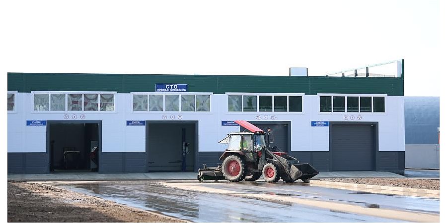 Александр Лукашенко на примере агросервиса в Шклове рассмотрит перспективы развития подобных организаций в стране