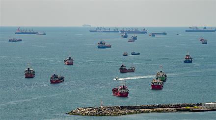 США снизят пошлины на посылки из Китая с 120% до 54%