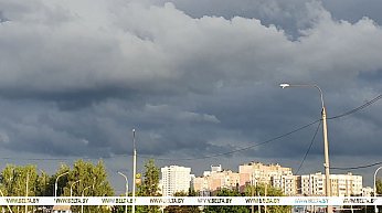 Белгидромет предупреждает о грозах и сильных дождях в Беларуси