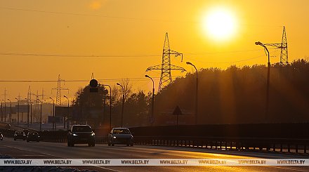 Вождение при ярком солнце. В Госавтоинспекции дали несколько советов
