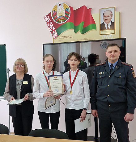 Юные знатоки дорог. Узнали, кто стал победителем районной олимпиады