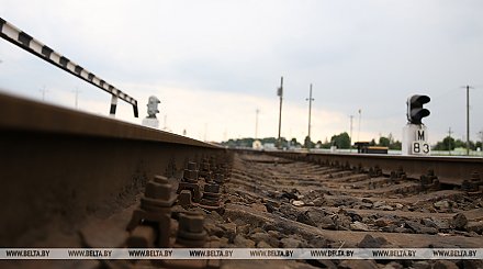 Используют наушники, делают селфи. БЖД о рисках травмирования детей на объектах ж/д транспорта