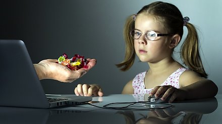Цифровые хищники: как педофилы охотятся на детей в интернете