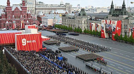 Александр Лукашенко присутствует на Параде Победы на Красной площади в Москве