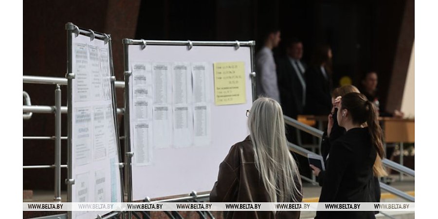 ЦЭ и ЦТ по государственным языкам пройдет сегодня в Беларуси