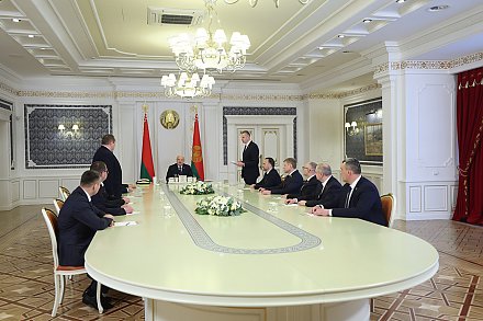 О поручениях Главы государства местной вертикали власти и задаче «шевелиться»