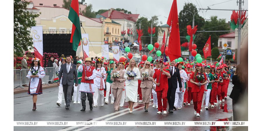Торжественное шествие, достижения ведущих предприятий, ретротехника. Как в Гродно празднуют 3 июля