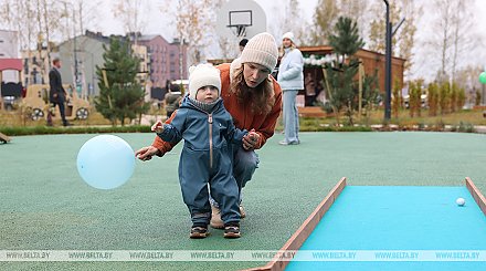 Семья или карьера? Что важнее для белорусок, рассказала социолог