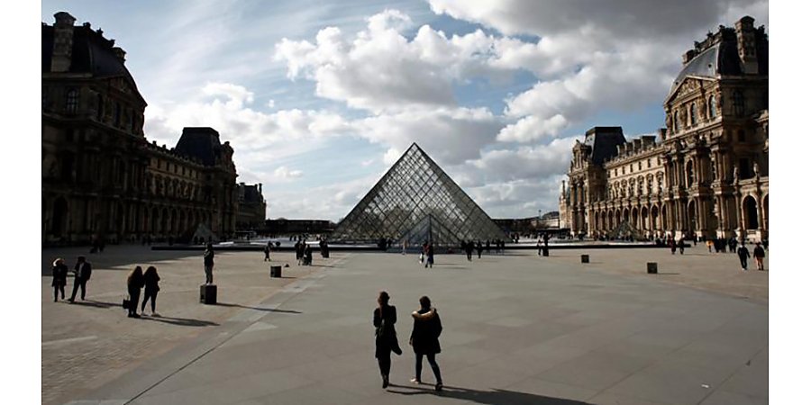 Подробности о подозреваемых в ограблении Лувра рассказала прокурор Парижа