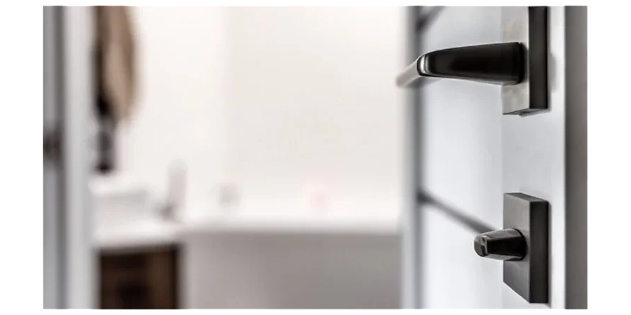 Закройте окна и двери на ночь: народные приметы на 15 апреля