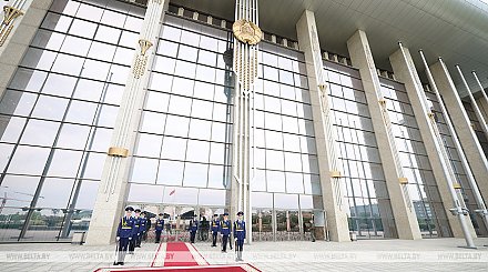 Александр Лукашенко проведет встречу с вице-премьером Госсовета КНР