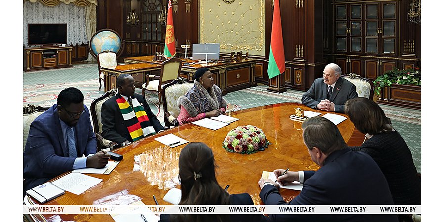 Александр Лукашенко предложил Зимбабве трехсторонний проект с Мозамбиком по строительству морского порта 