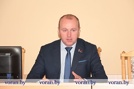 В Вороновском районе депутат Палаты представителей Национального собрания Республики Беларусь Павел Михалюк встретился с идеологическим активом