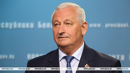 Полевые работы на Брестчине, промышленность и проекты с Китаем. Александр Лукашенко заслушал доклад Петра Пархомчика