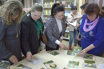 Без билета на ночной сеанс. Слабо?