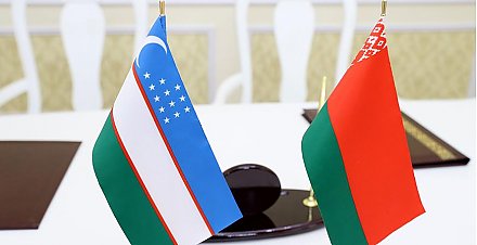 Александр Лукашенко и Шавкат Мирзиёев провели телефонный разговор