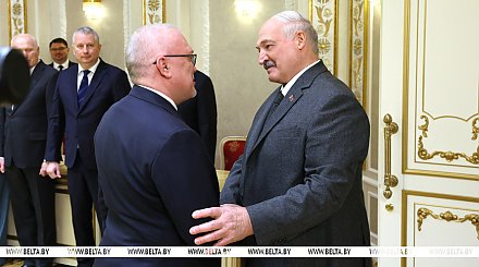 "Мы в одной лодке". Александр Лукашенко объяснил, почему Беларуси и России надо ориентироваться на свое