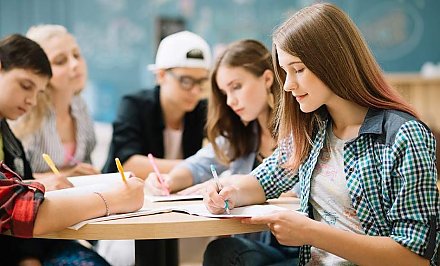 Какие документы понадобятся молодежи для трудоустройства на время летних каникул