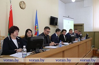 Вопрос о соблюдении нанимателями Вороновского района требований закона о пенсионном обеспечении рассмотрели на заседании райисполкома