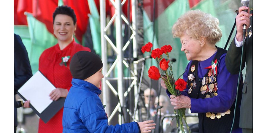 Выставка "Боевое Братство" открылась в галерее народного фотоклуба "Гродно"