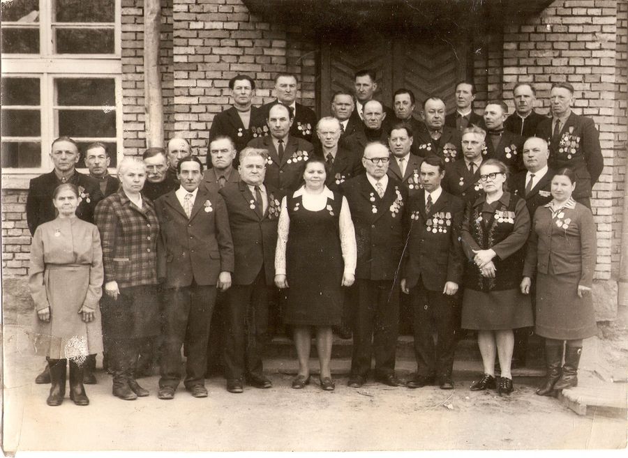 Ветераны ВОВ 1975 год Забал. сельсавет.jpg Ветераны ВОВ 1975 год Забал. сельсавет.jpg