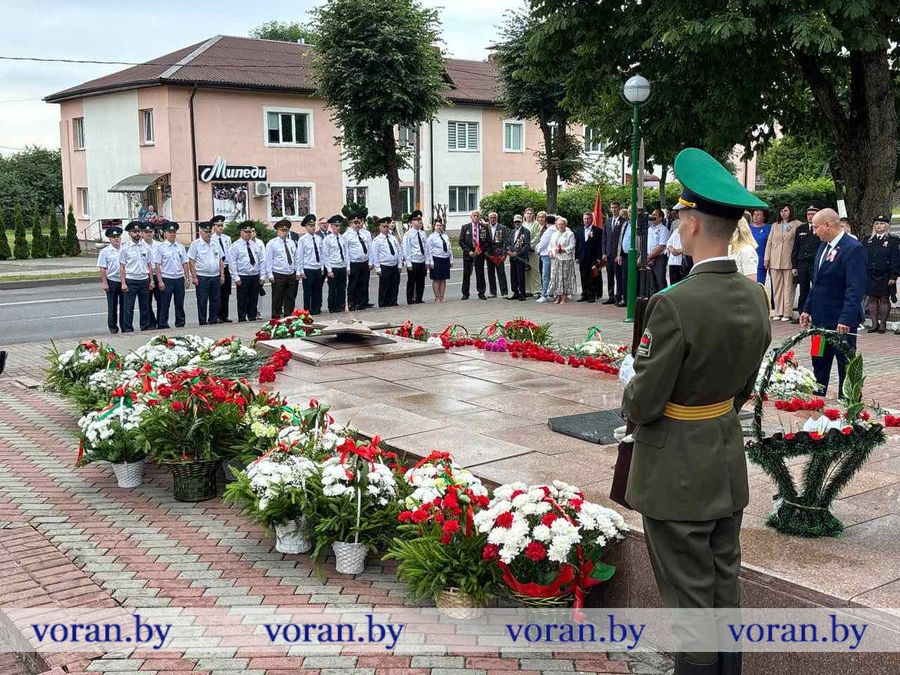 2.jpg 2.jpg