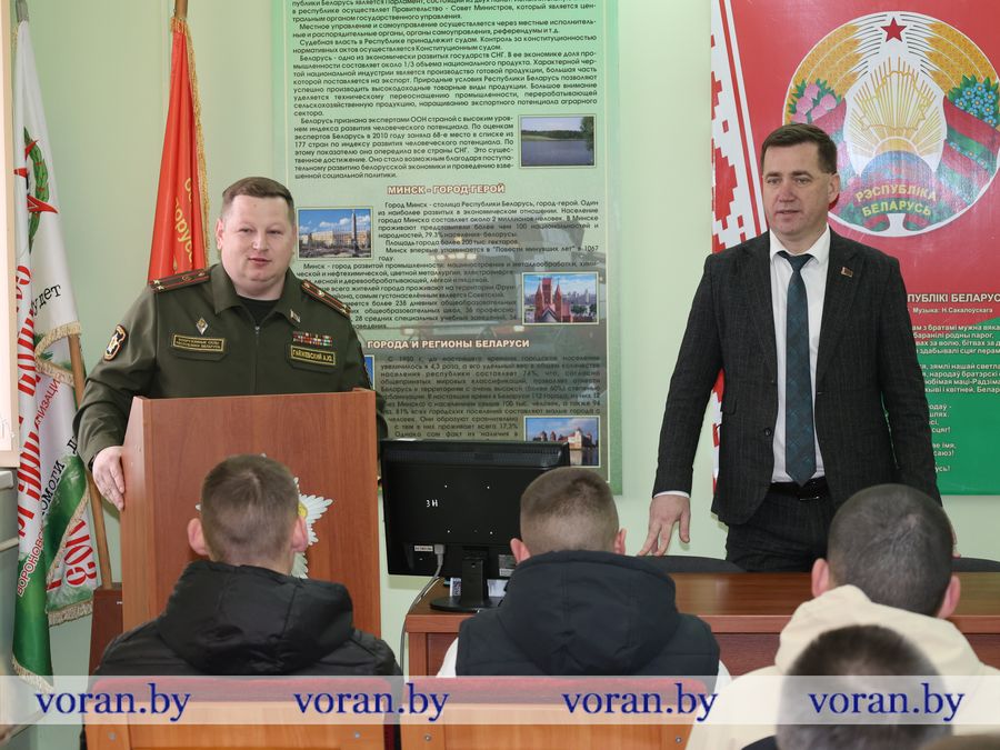 2F1A1221.JPG